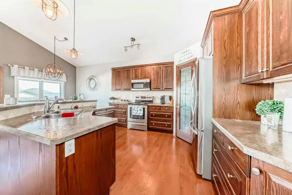 6387 Cedar Way