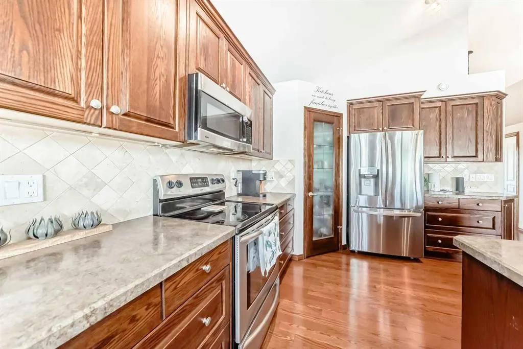 6387 Cedar Way