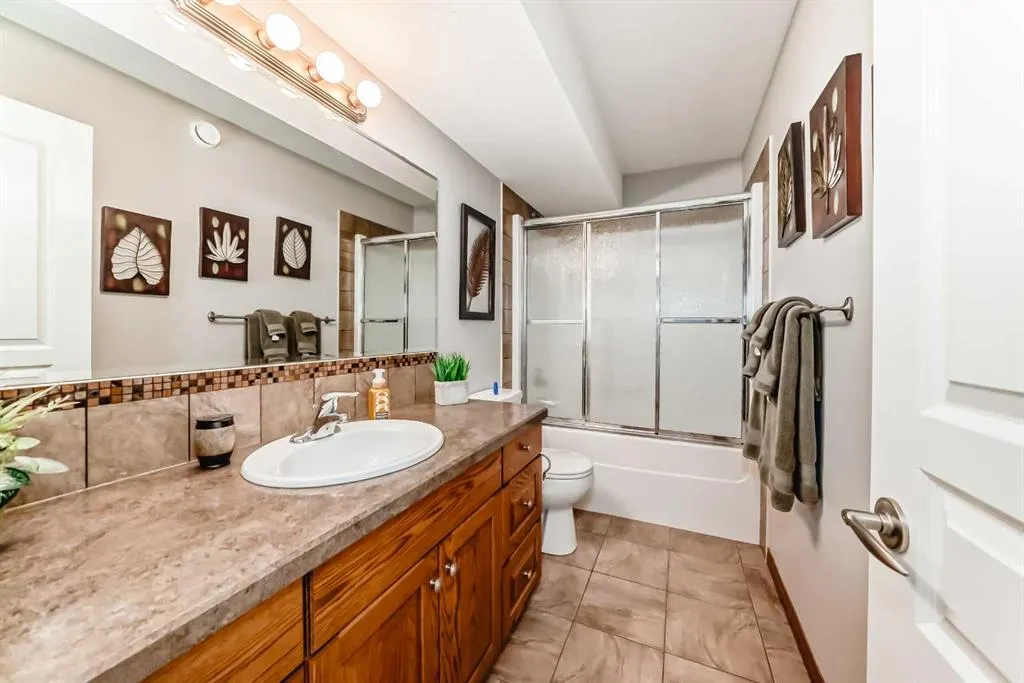 6387 Cedar Way