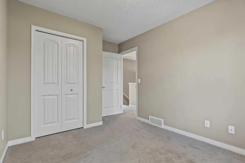 117 Chaparral Valley Drive SE