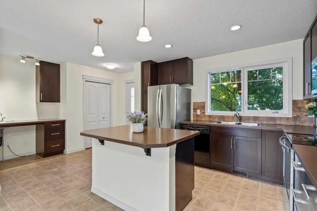 117 Chaparral Valley Drive SE