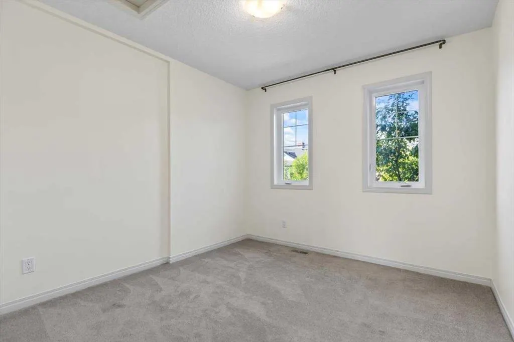 117 Chaparral Valley Drive SE