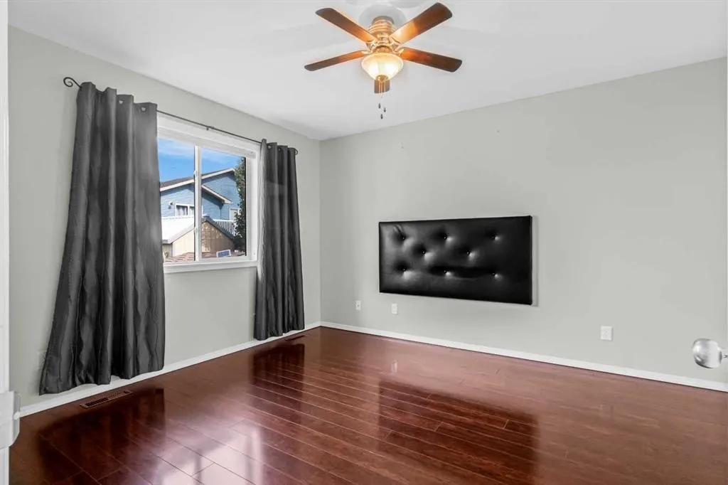 92 Hillview Drive