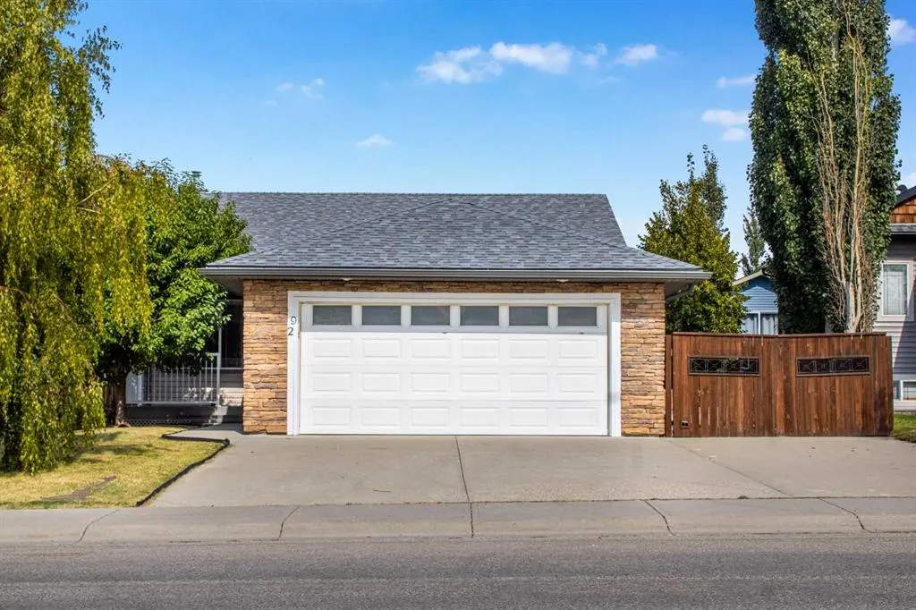 92 Hillview Drive