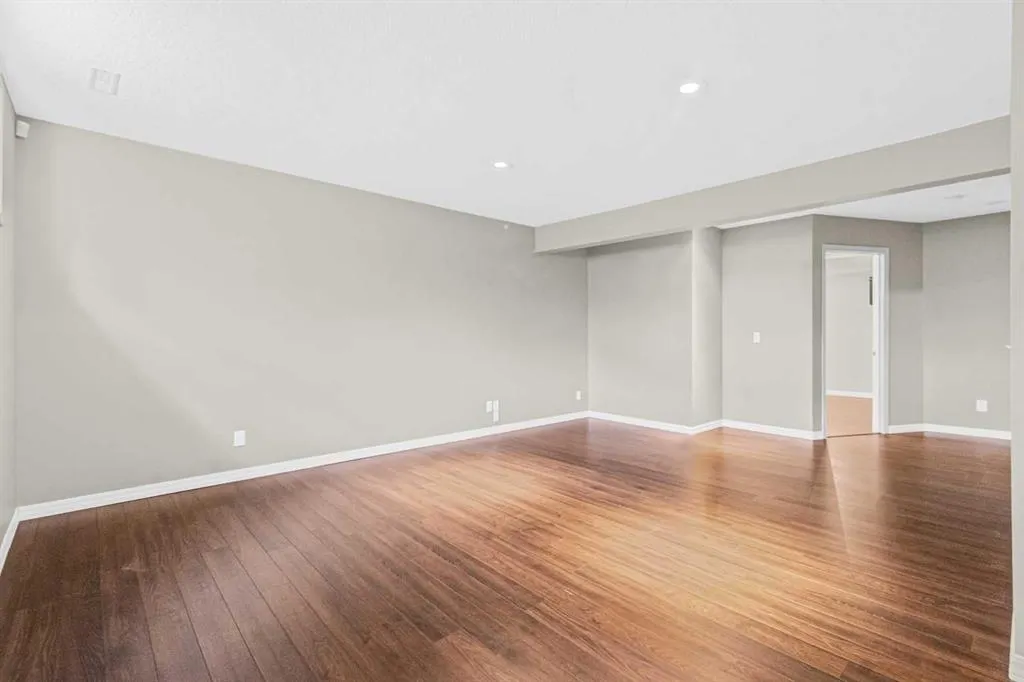 92 Hillview Drive