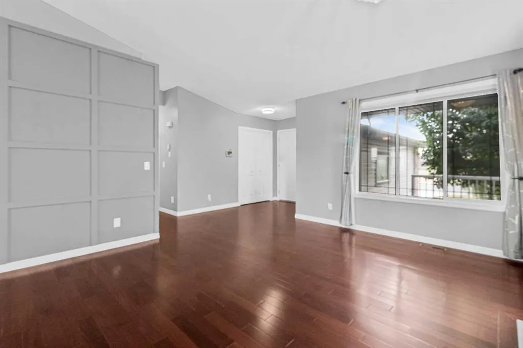 92 Hillview Drive