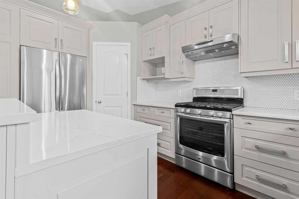 92 Hillview Drive