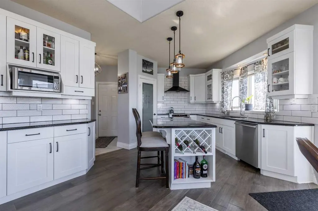 406 Meadow Lark Drive