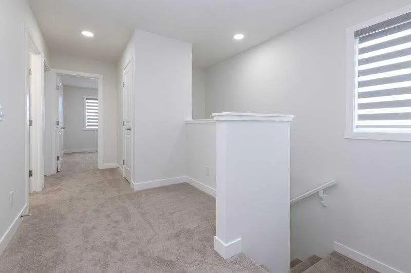 33 Walcrest Lane SE