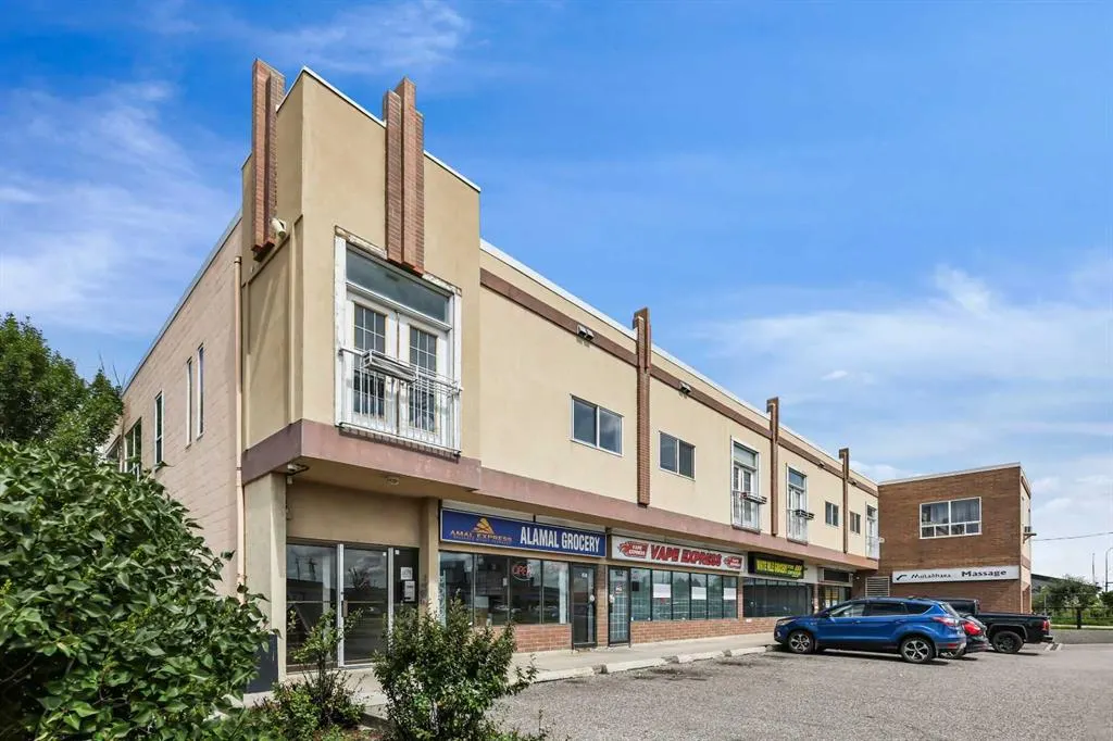 4908 17 Avenue SE, #204