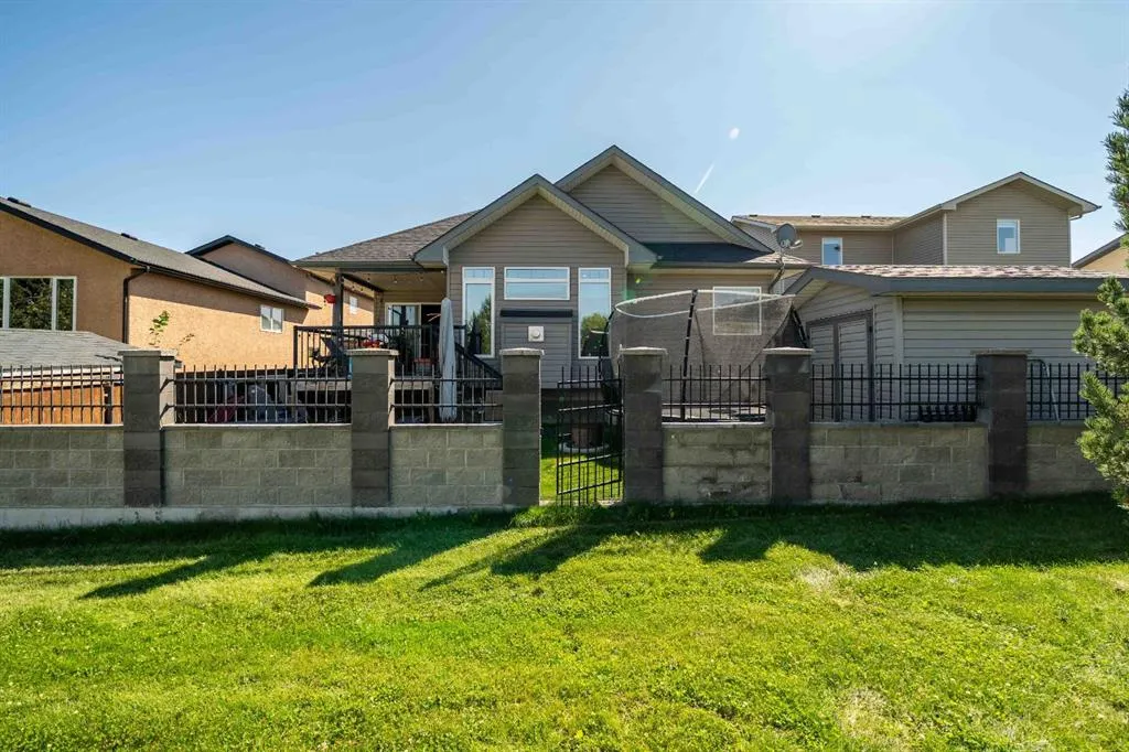 133 Sunwood Crescent SW