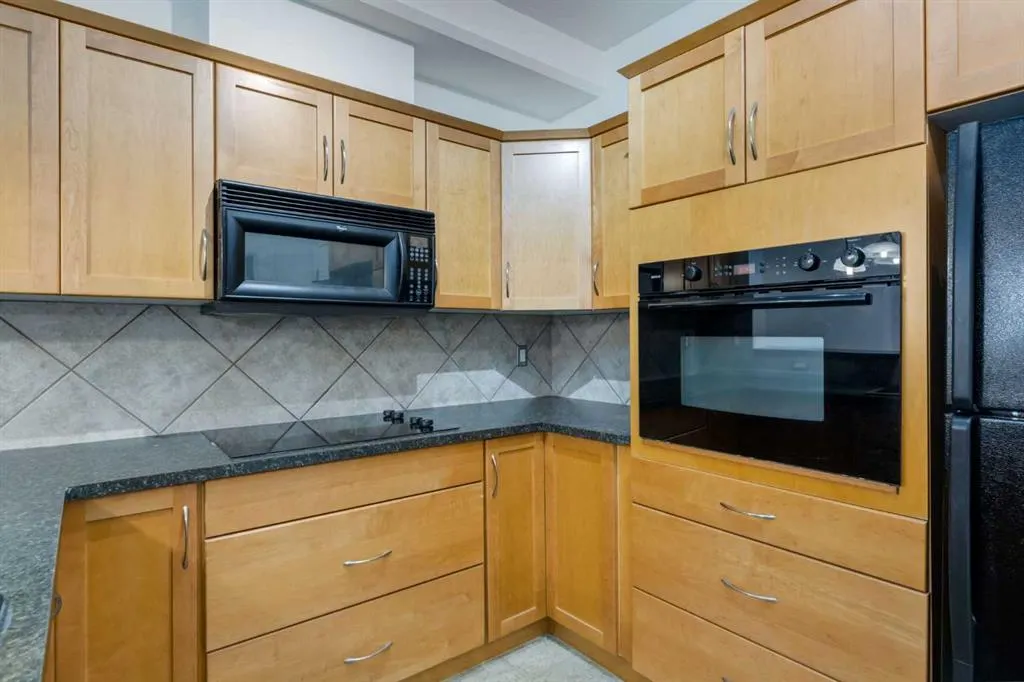 3111 34 Avenue NW, #211