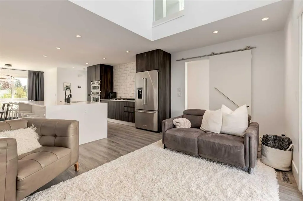27 Hendon Place NW