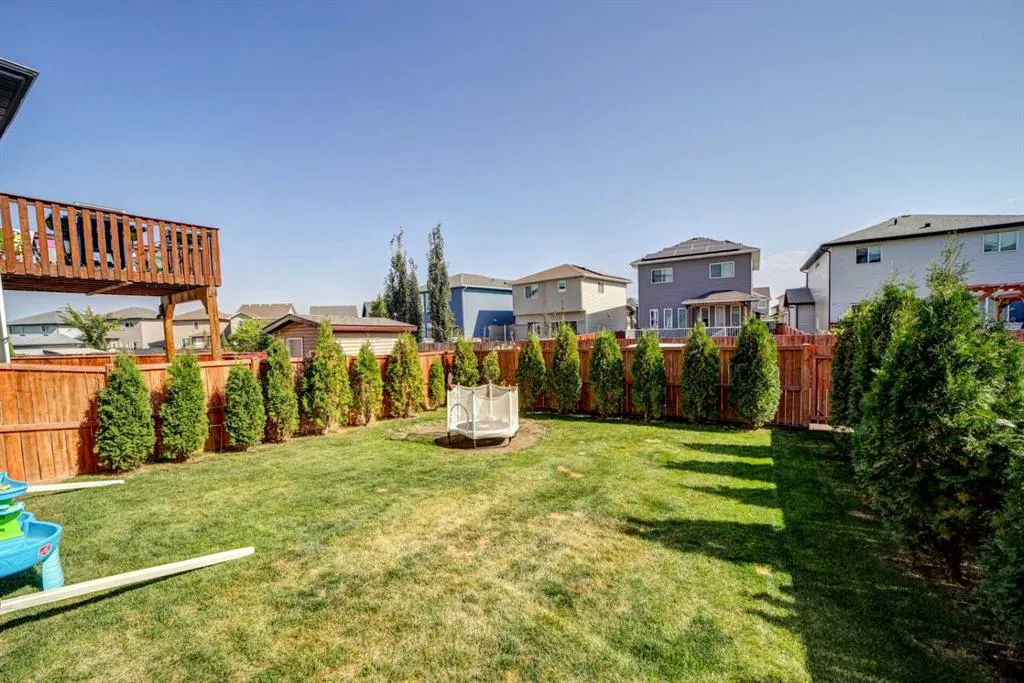 563 Moonlight Lane