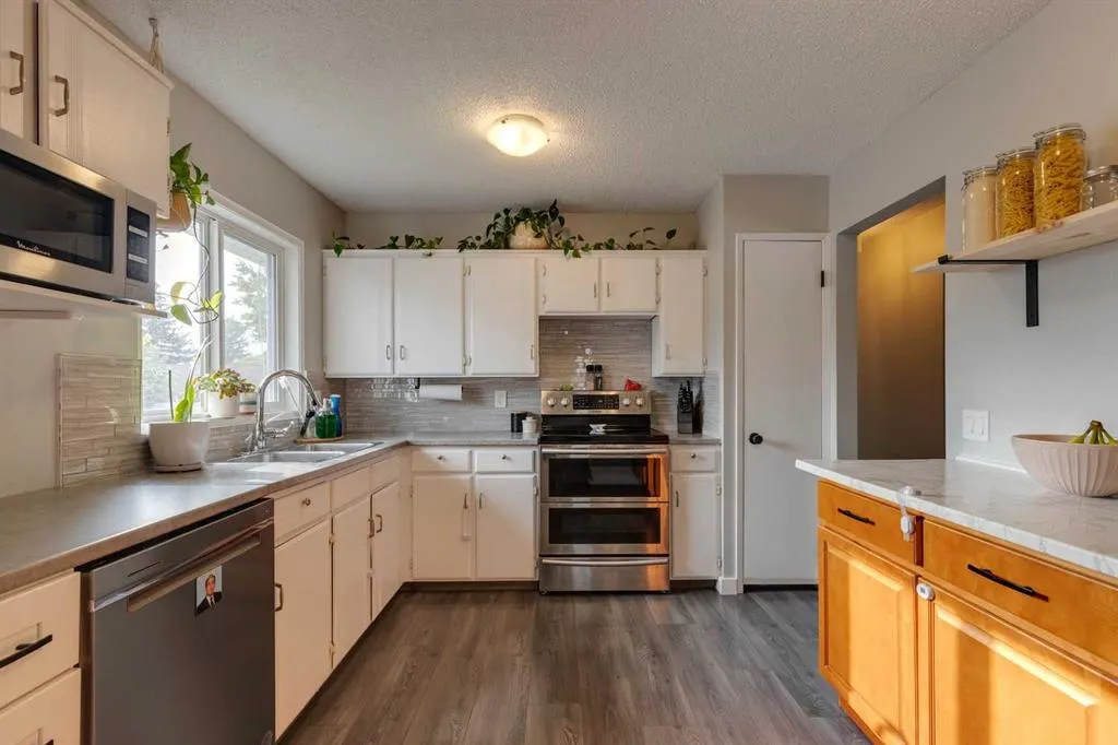 228 Penbrooke Way SE