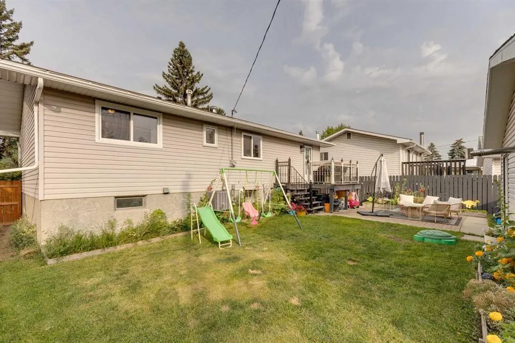 228 Penbrooke Way SE