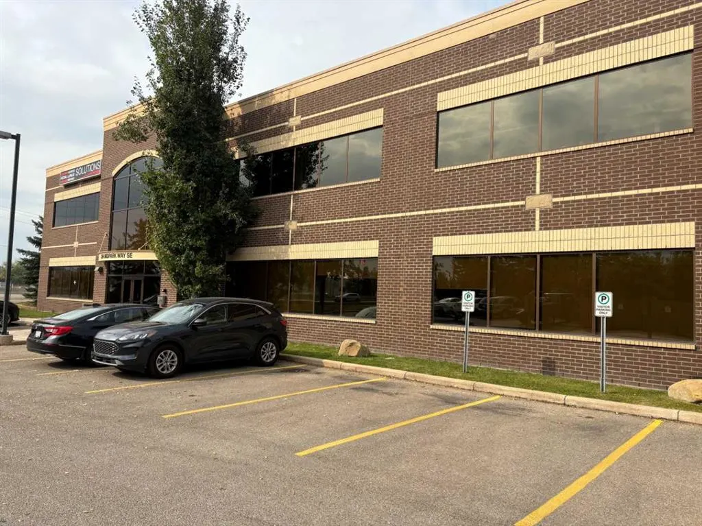 264 Midpark Way SE, #203