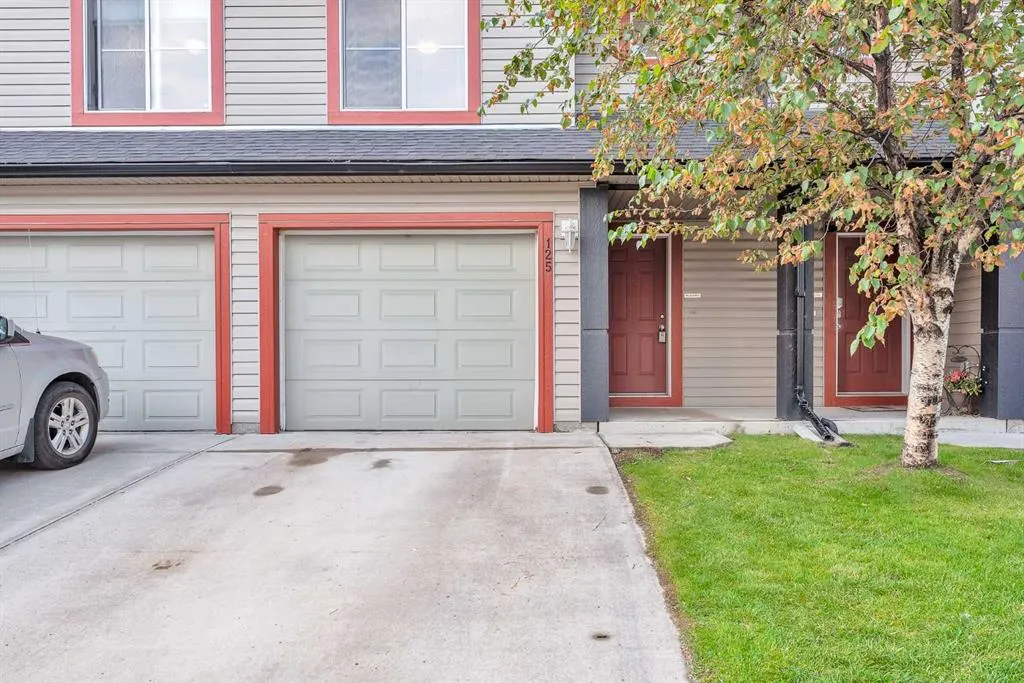 125 COPPERFIELD Lane SE