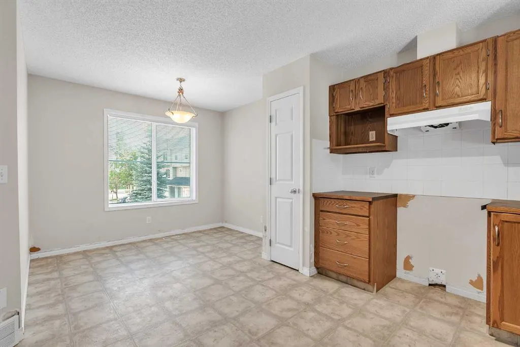 125 COPPERFIELD Lane SE