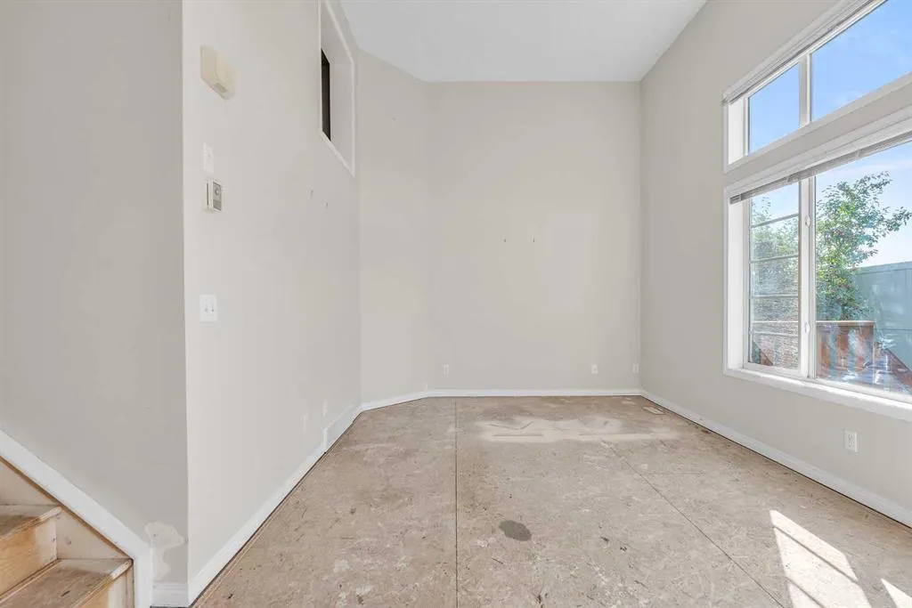 125 COPPERFIELD Lane SE