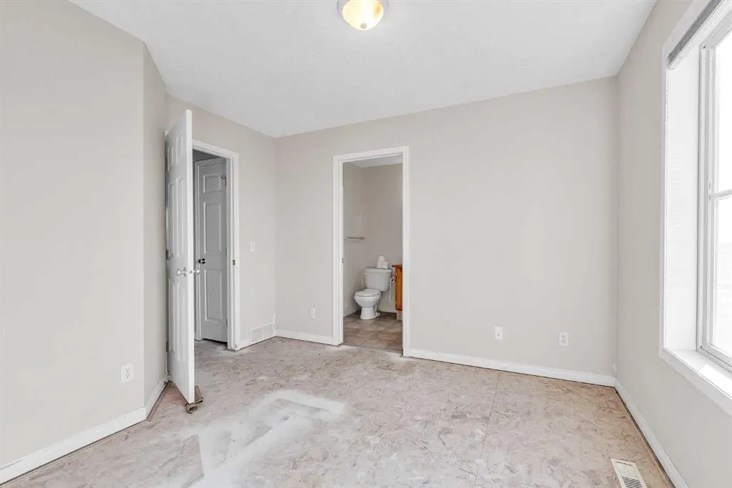 125 COPPERFIELD Lane SE