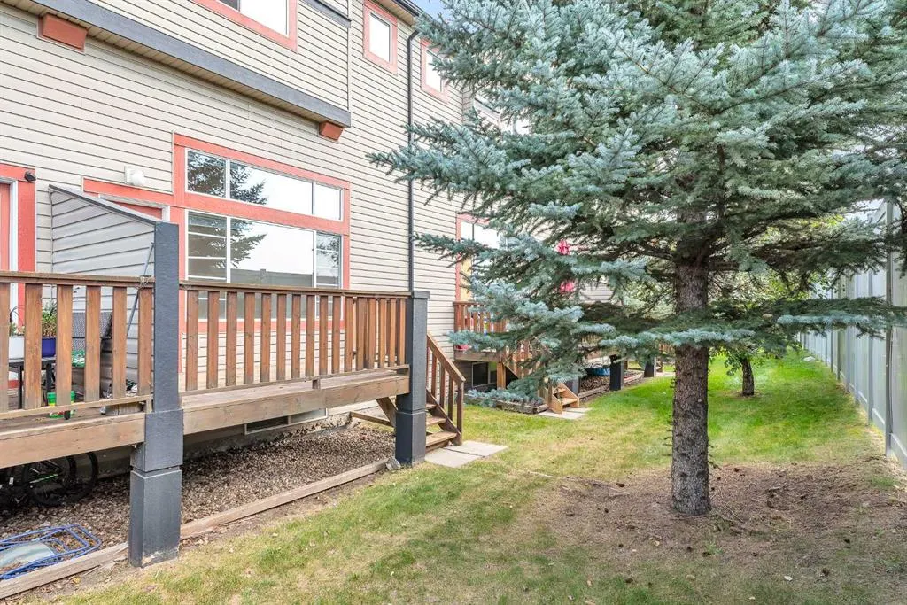 125 COPPERFIELD Lane SE