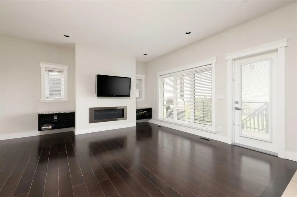208 Sparrow Hawk Drive, #13