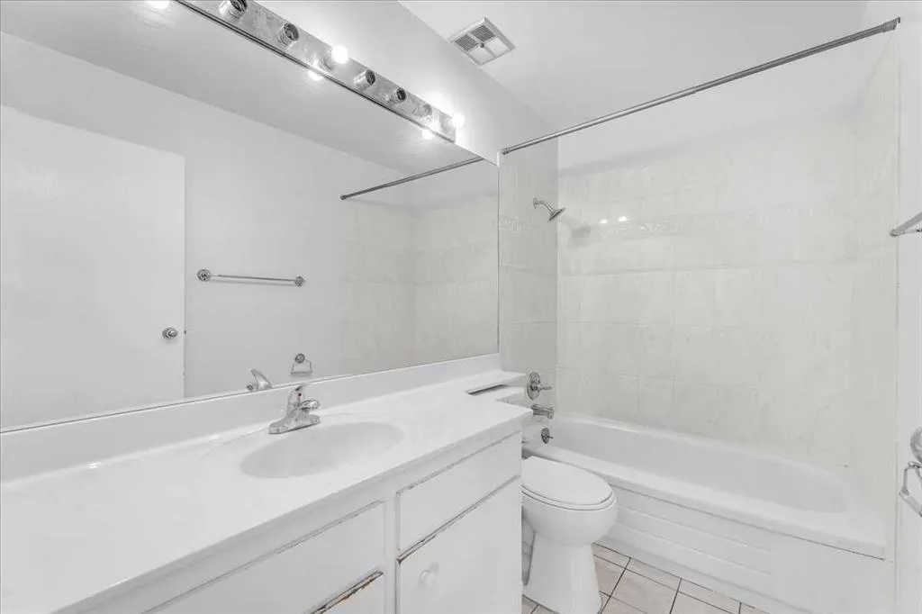 2512 15 Street SW, #7