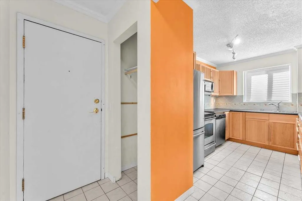 2512 15 Street SW, #7