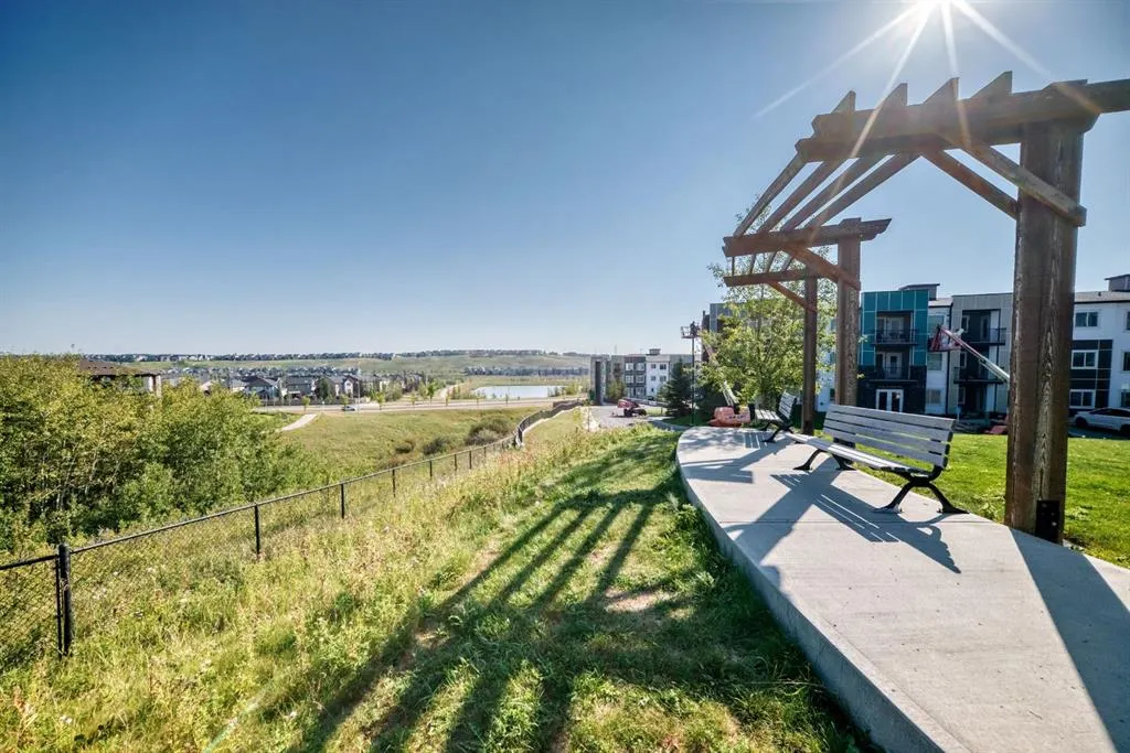 8 Sage Hill Terrace NW, #2