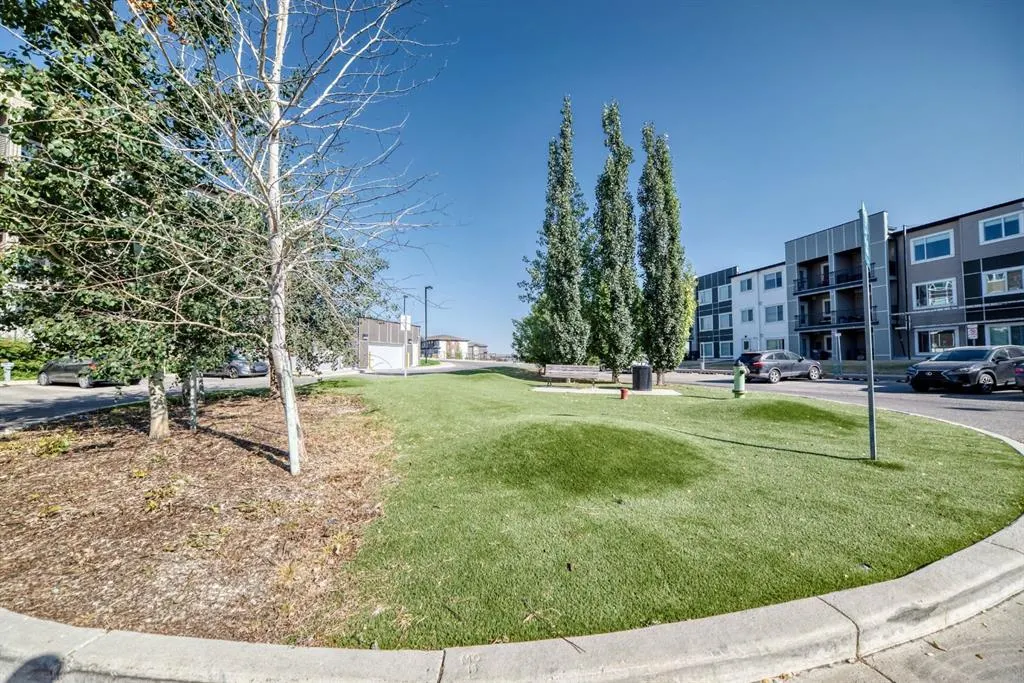 8 Sage Hill Terrace NW, #2