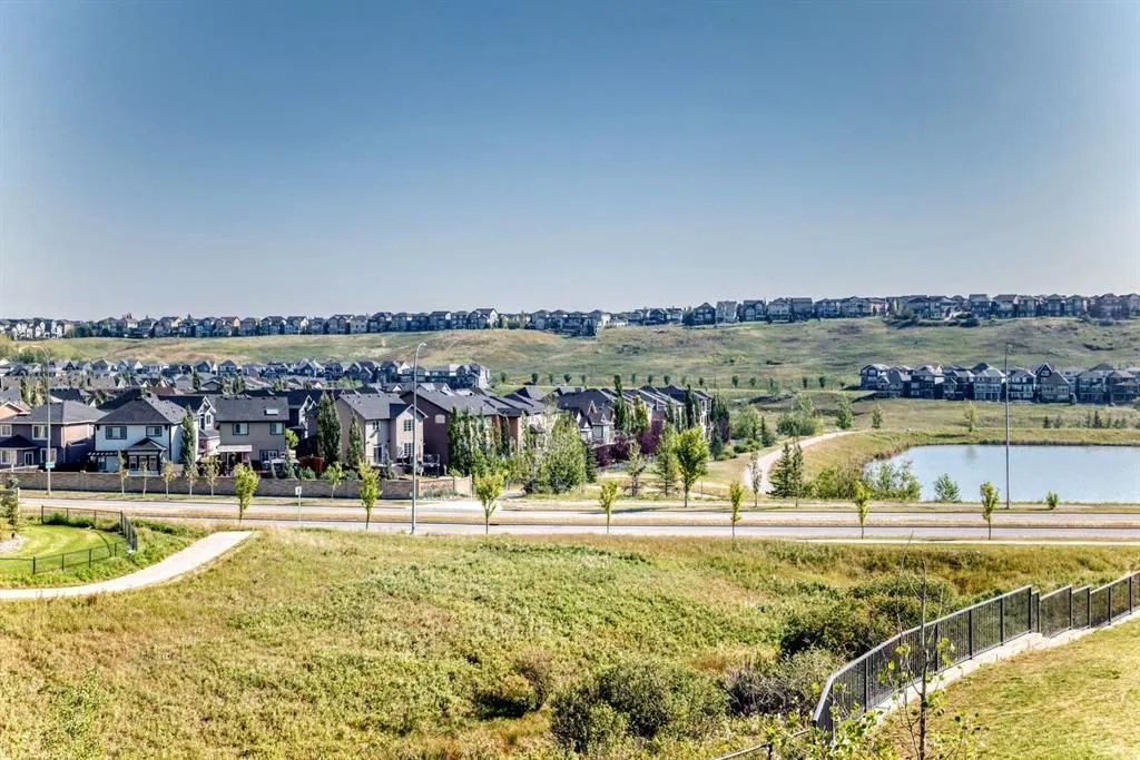 8 Sage Hill Terrace NW, #2