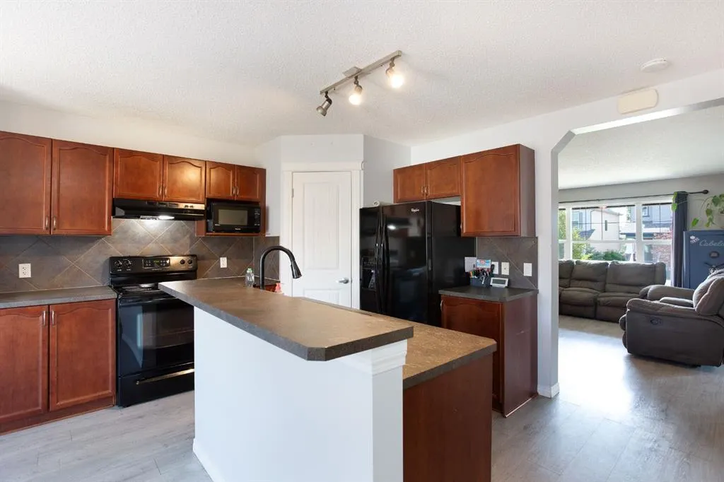 588 Morningside Park SW