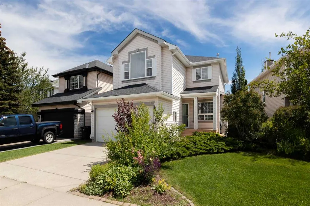 26 Rocky Ridge Heights NW