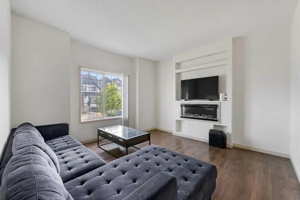 107 MASTERS Heights SE