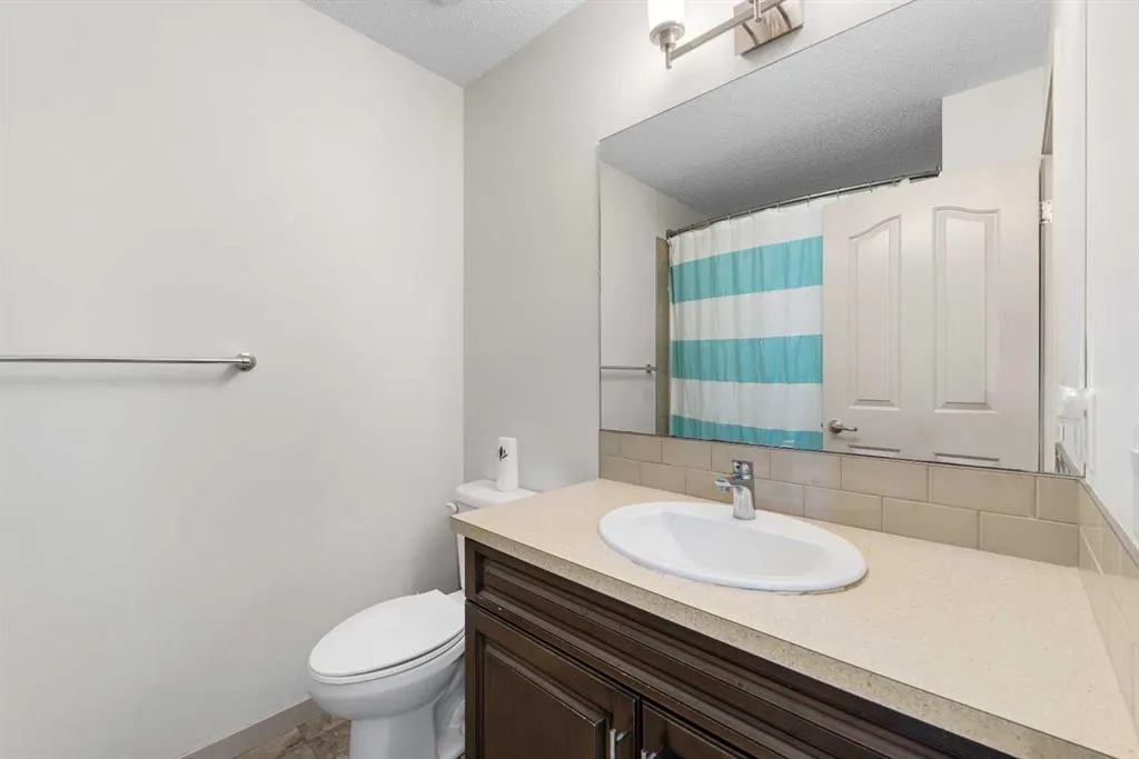 107 MASTERS Heights SE