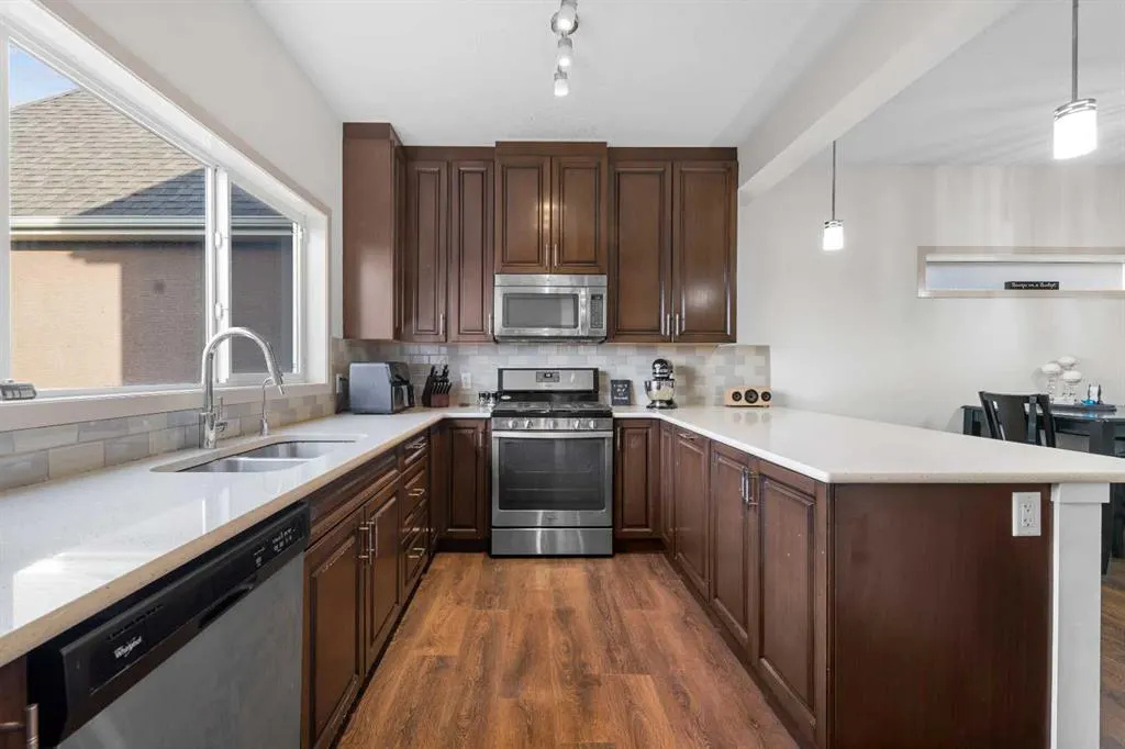 107 MASTERS Heights SE