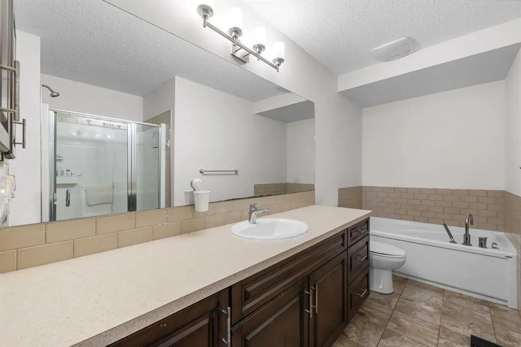 107 MASTERS Heights SE