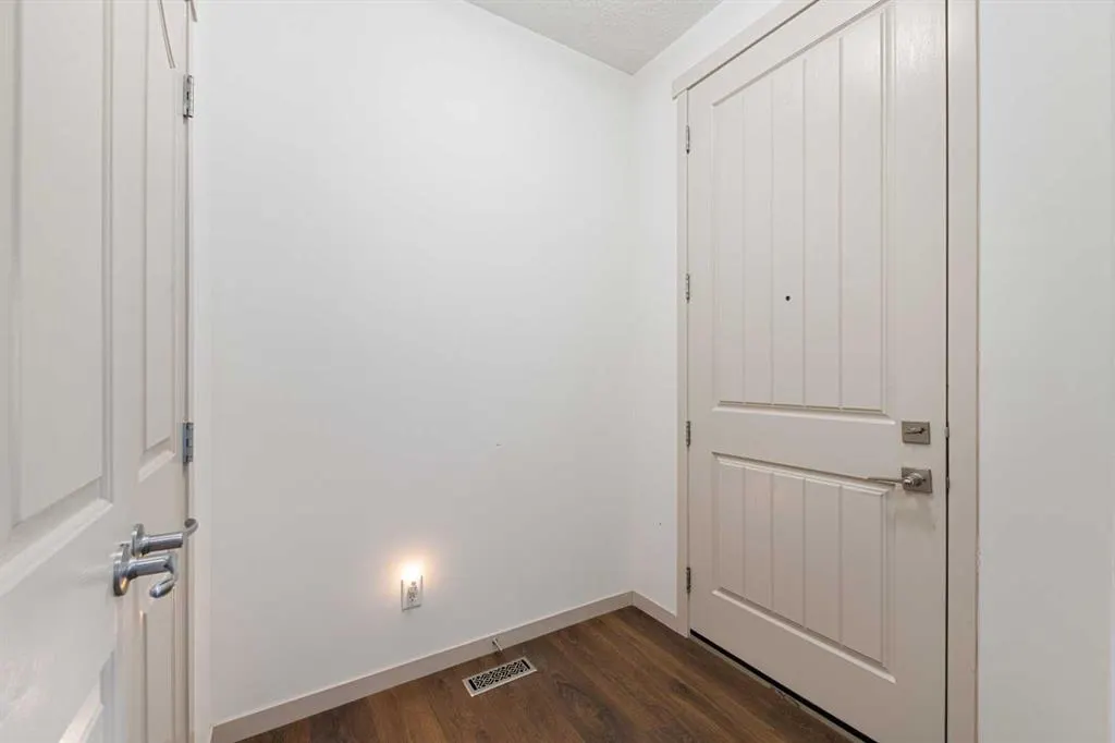 107 MASTERS Heights SE
