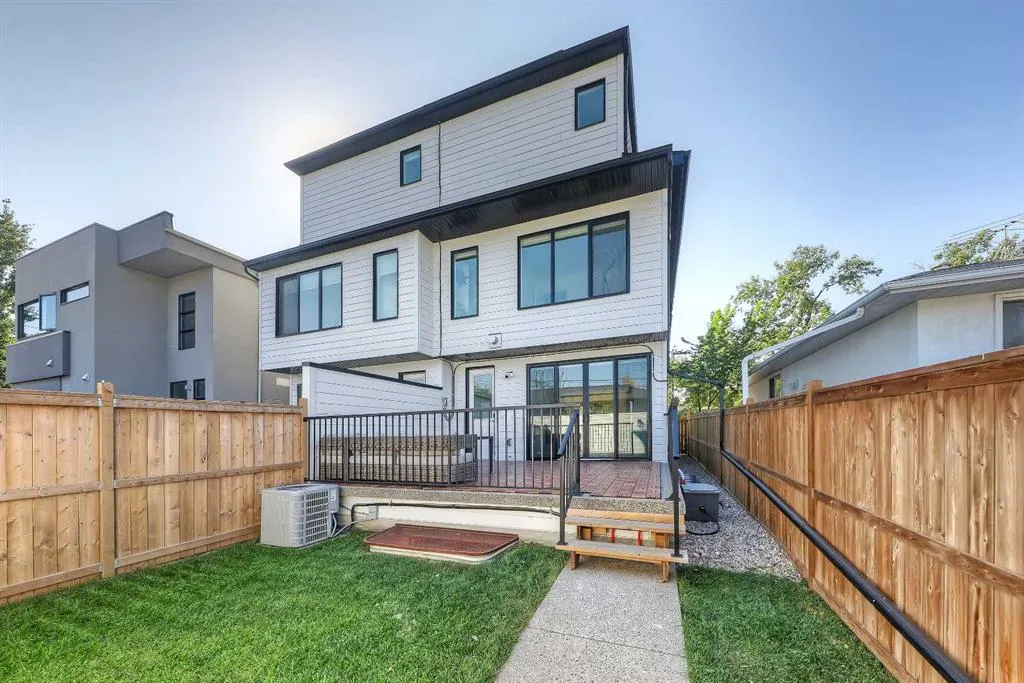 104B 11 Street NE