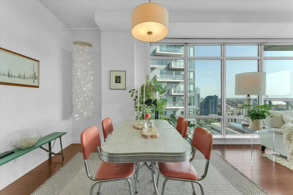530 12 Avenue SW, #1705