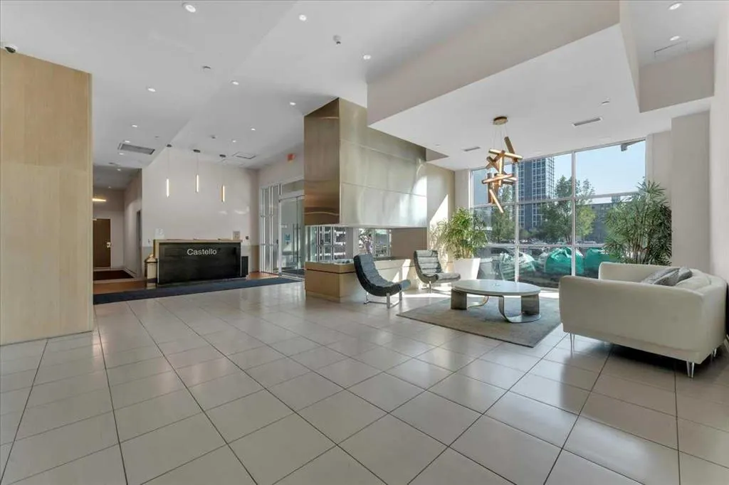 530 12 Avenue SW, #1705