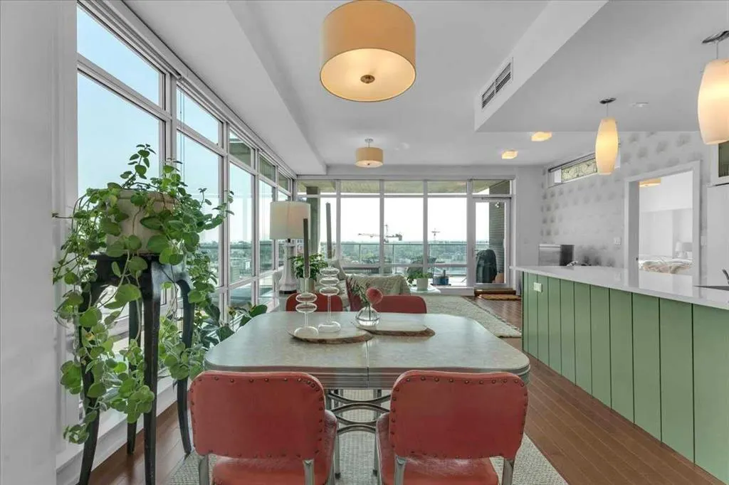 530 12 Avenue SW, #1705