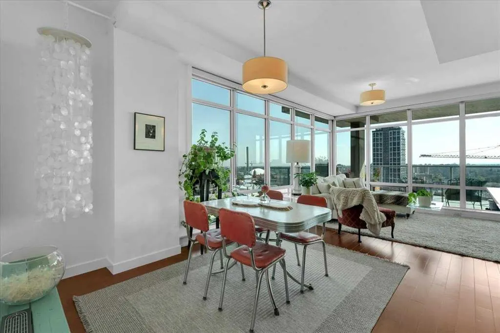 530 12 Avenue SW, #1705