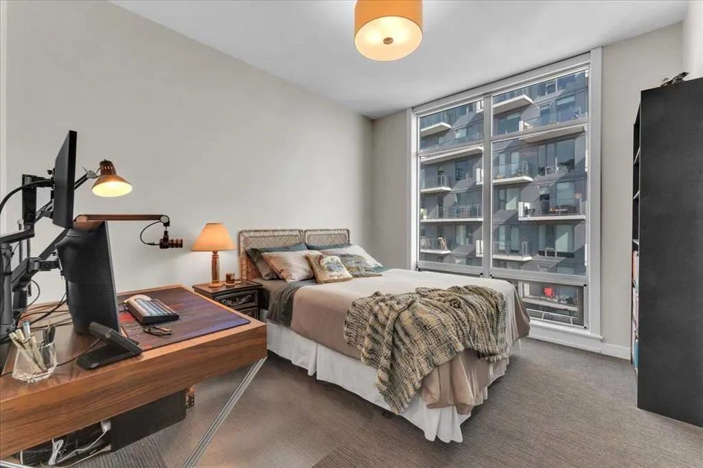 530 12 Avenue SW, #1705