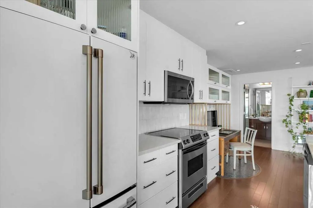 530 12 Avenue SW, #1705
