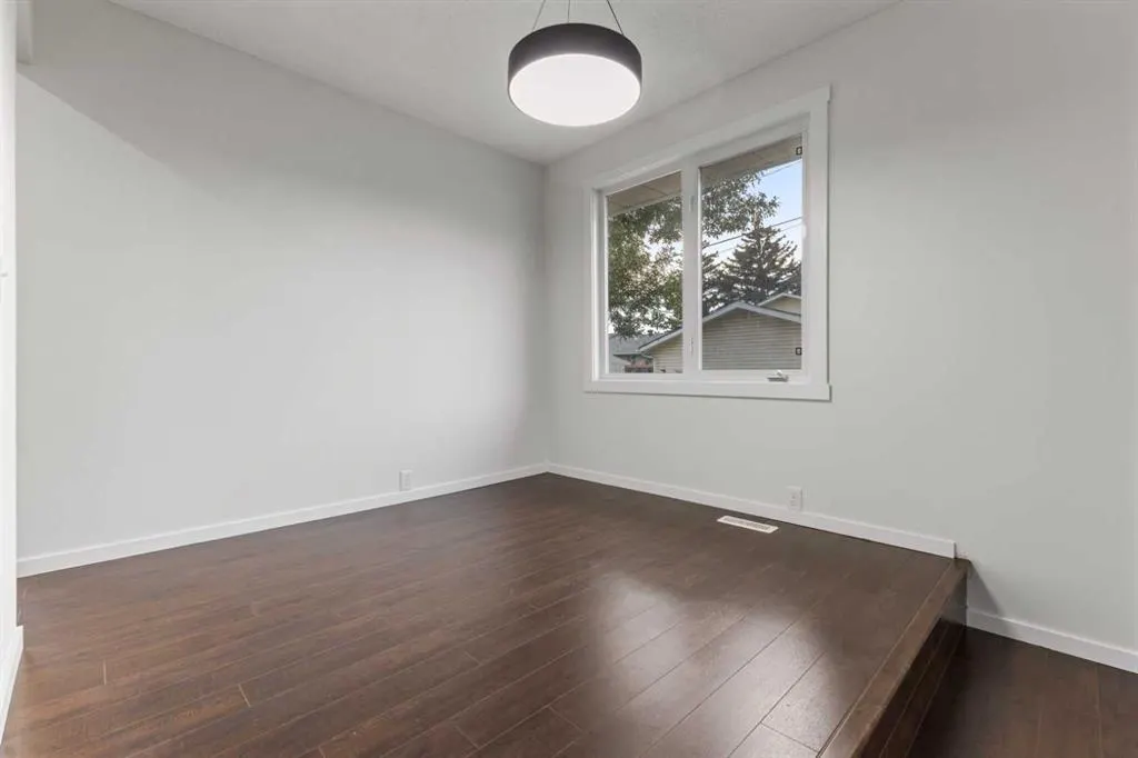 3217 Doverthorn Road SE