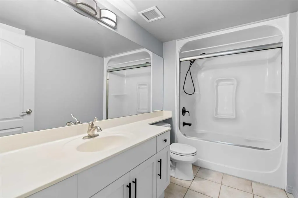 114 15 Avenue SW, #307