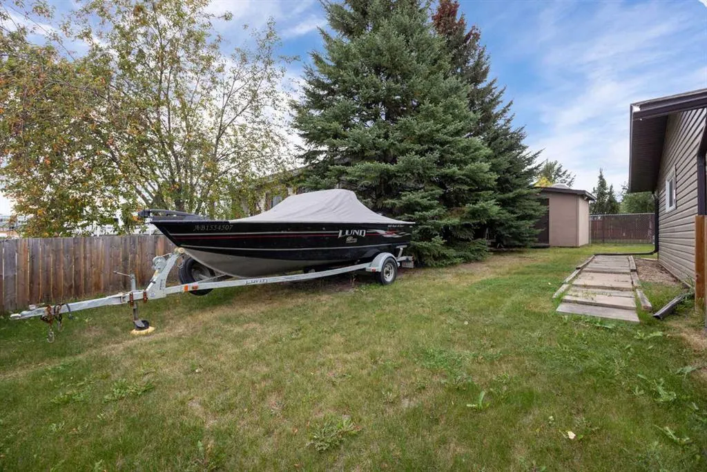 206 Leigh Crescent