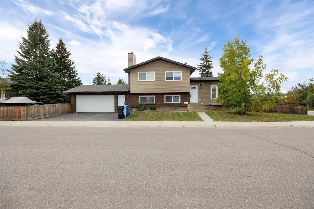 206 Leigh Crescent